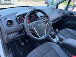 
										Opel Meriva 1.4i Turbo 120 KM. 2012 rok. Panorama dach full									