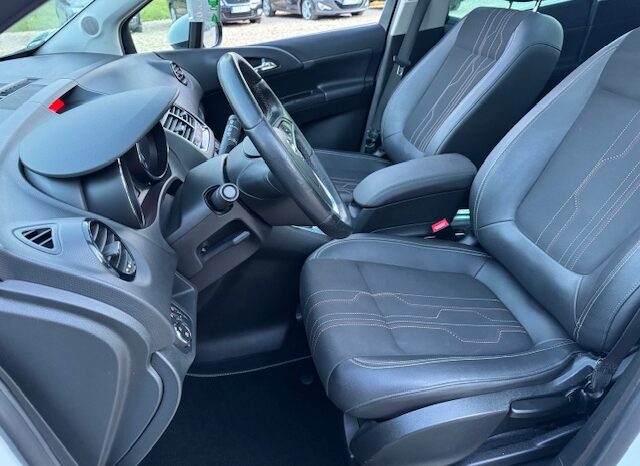 
								Opel Meriva 1.4i Turbo 120 KM. 2012 rok. Panorama dach full									