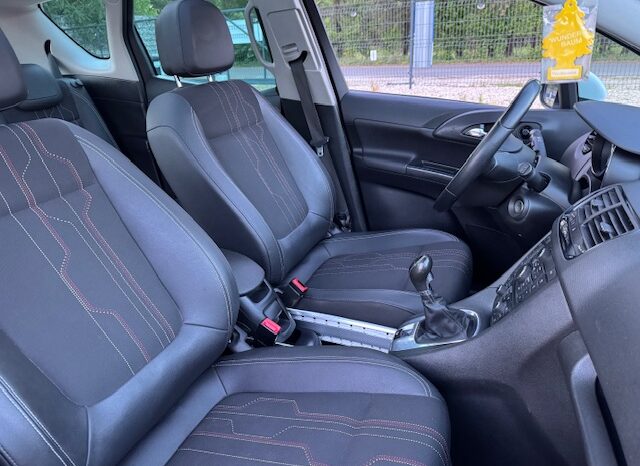 
								Opel Meriva 1.4i Turbo 120 KM. 2012 rok. Panorama dach full									