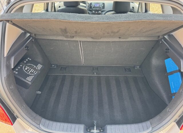 
								HYUNDAI i30, 1.6 CRDI, 2012 rok. Jeden właściciel ! Kobieta ! Piękny kolor ! full									