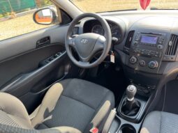 
										HYUNDAI i30, 1.6 CRDI, 2012 rok. Jeden właściciel ! Kobieta ! Piękny kolor ! full									