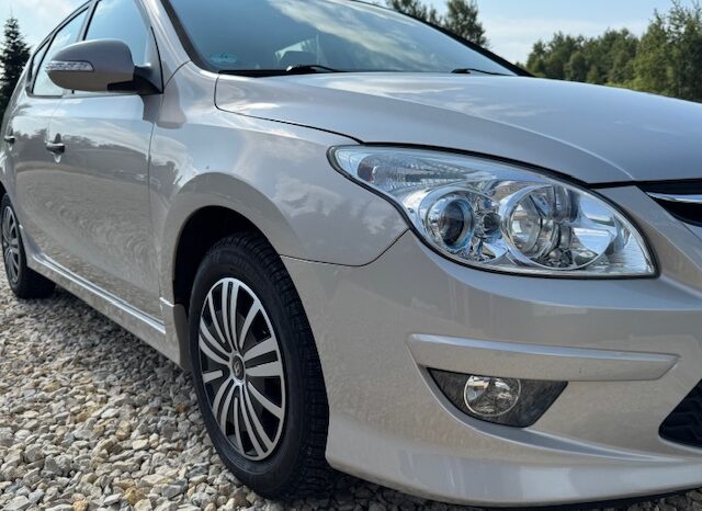 
								HYUNDAI i30, 1.6 CRDI, 2012 rok. Jeden właściciel ! Kobieta ! Piękny kolor ! full									