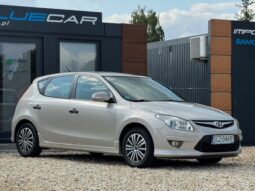 HYUNDAI i30, 1.6 CRDI, 2012 rok. Jeden właściciel ! Kobieta ! Piękny kolor !