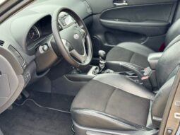 
										HYUNDAI I30 KOMBI 1,6 diesel 90 KM 2011 ROK full									