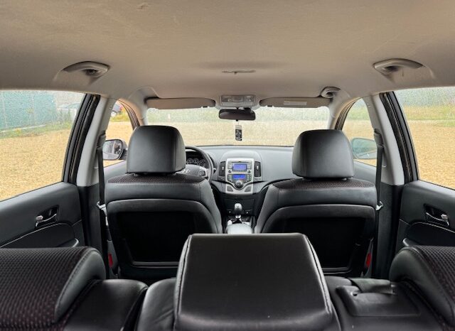 
								HYUNDAI I30 KOMBI 1,6 diesel 90 KM 2011 ROK full									