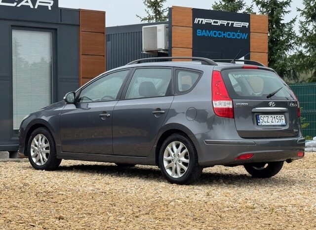 
								HYUNDAI I30 KOMBI 1,6 diesel 90 KM 2011 ROK full									