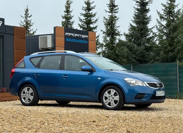 
								Kia Ceed Combi 1,4i 90 KM. 2011 rok full									