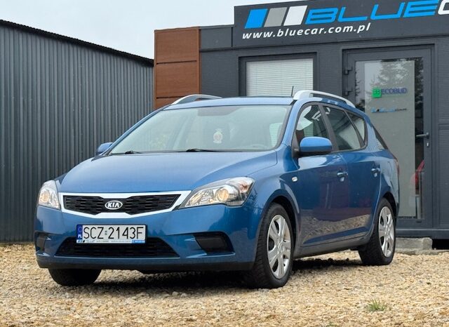 
								Kia Ceed Combi 1,4i 90 KM. 2011 rok full									