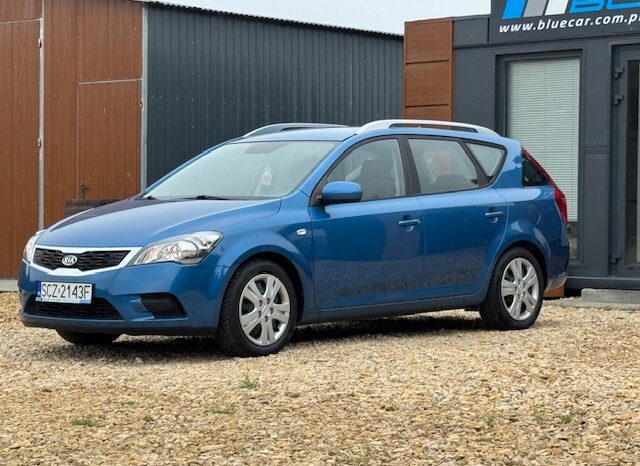 
								Kia Ceed Combi 1,4i 90 KM. 2011 rok full									