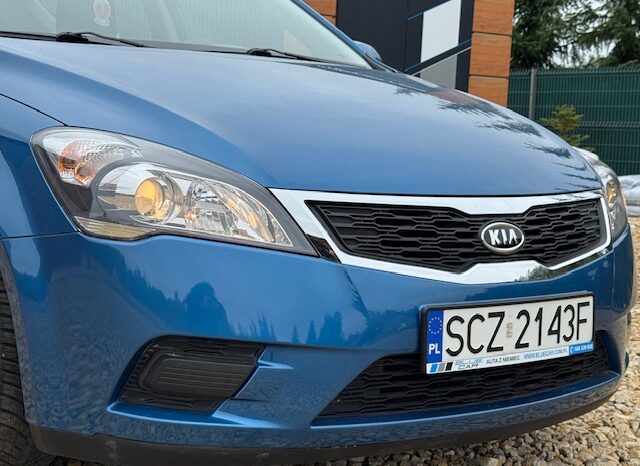 
								Kia Ceed Combi 1,4i 90 KM. 2011 rok full									