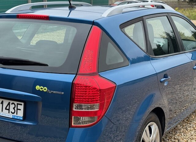 
								Kia Ceed Combi 1,4i 90 KM. 2011 rok full									