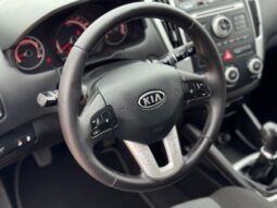 
										Kia Ceed Combi 1,4i 90 KM. 2011 rok full									