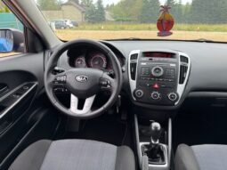 
										Kia Ceed Combi 1,4i 90 KM. 2011 rok full									