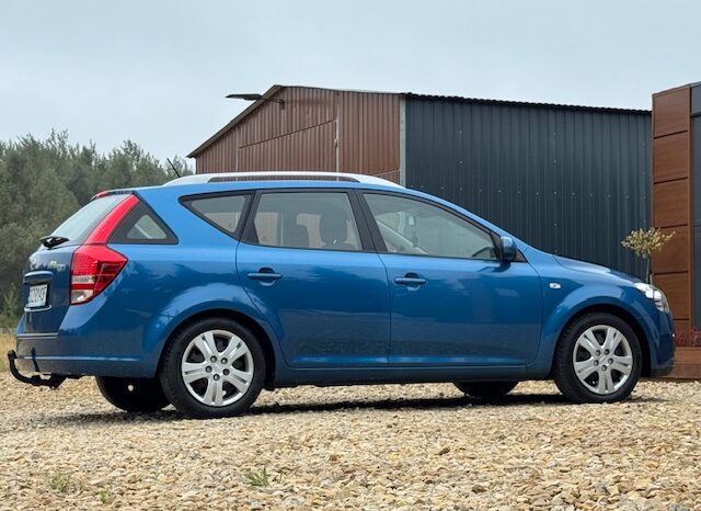 
								Kia Ceed Combi 1,4i 90 KM. 2011 rok full									