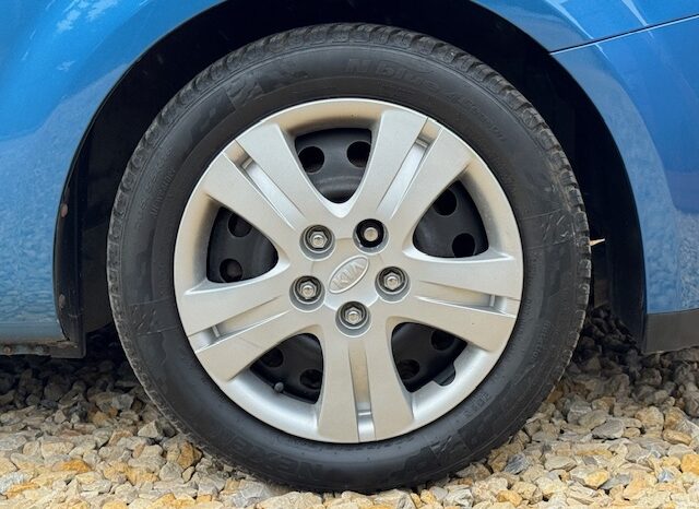 
								Kia Ceed Combi 1,4i 90 KM. 2011 rok full									