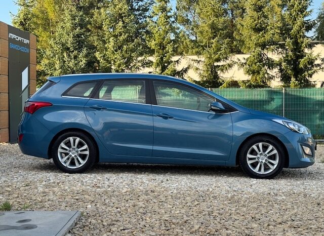 
								HYUNDAI i30 KOMBI 1,6 CRDI, 110 KM 2012 rok full									