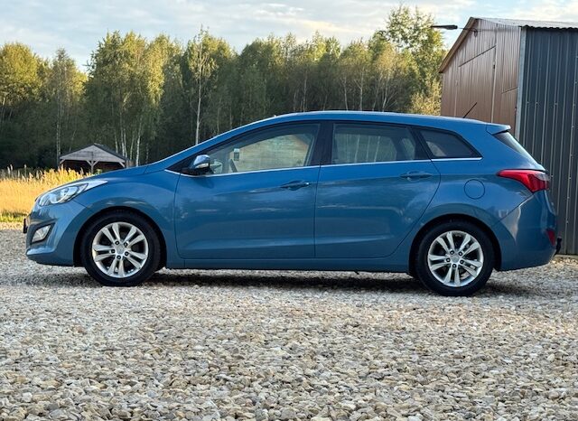 
								HYUNDAI i30 KOMBI 1,6 CRDI, 110 KM 2012 rok full									