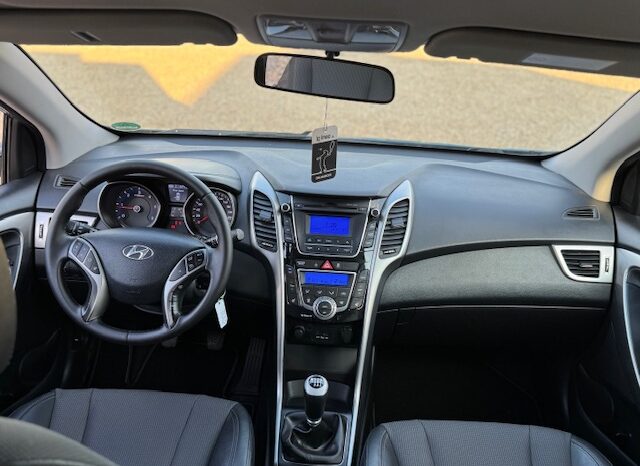 
								HYUNDAI i30 KOMBI 1,6 CRDI, 110 KM 2012 rok full									