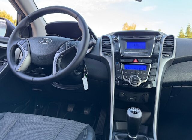 
								HYUNDAI i30 KOMBI 1,6 CRDI, 110 KM 2012 rok full									