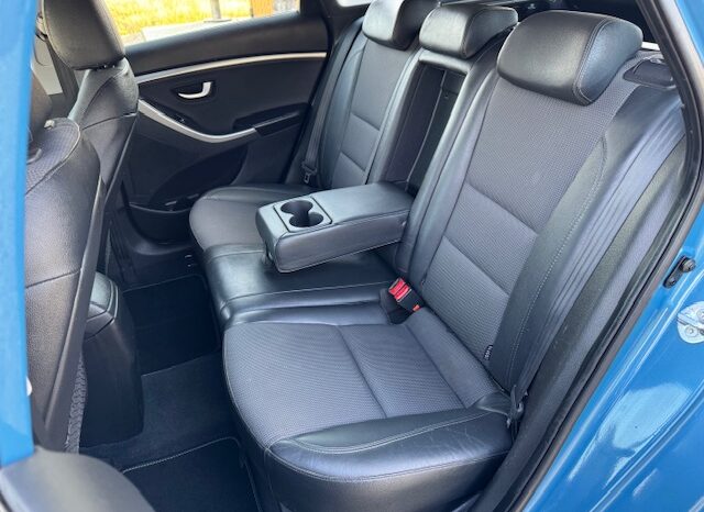 
								HYUNDAI i30 KOMBI 1,6 CRDI, 110 KM 2012 rok full									