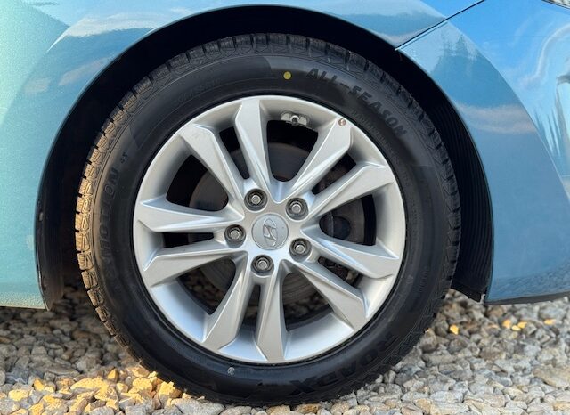 
								HYUNDAI i30 KOMBI 1,6 CRDI, 110 KM 2012 rok full									