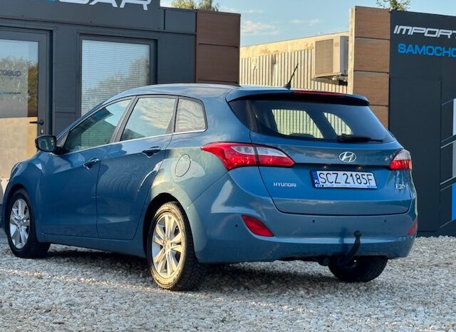 
								HYUNDAI i30 KOMBI 1,6 CRDI, 110 KM 2012 rok full									