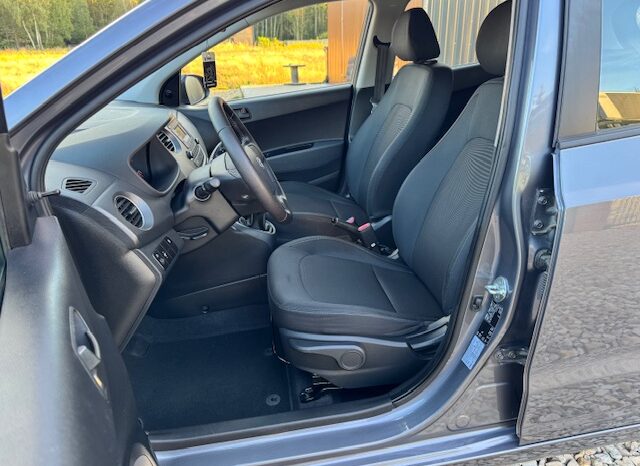 
								HYUNDAI i10 rok 2017 poj. 1.0 benzyna full									