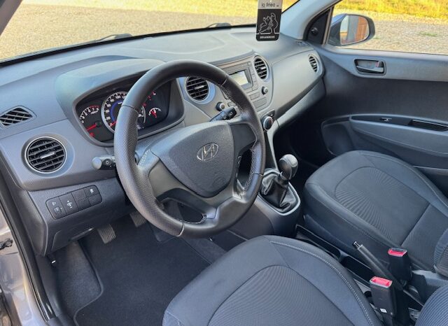 
								HYUNDAI i10 rok 2017 poj. 1.0 benzyna full									