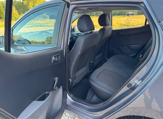 
								HYUNDAI i10 rok 2017 poj. 1.0 benzyna full									