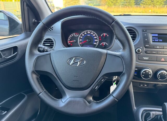 
								HYUNDAI i10 rok 2017 poj. 1.0 benzyna full									