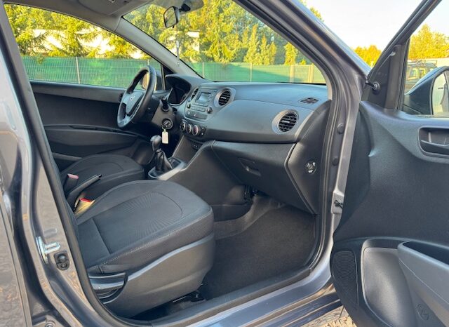 
								HYUNDAI i10 rok 2017 poj. 1.0 benzyna full									