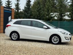 
										HYUNDAI i30 kombi 1,6 CRDI, 110 KM, 2014 rok full									