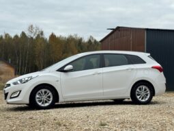 
										HYUNDAI i30 kombi 1,6 CRDI, 110 KM, 2014 rok full									