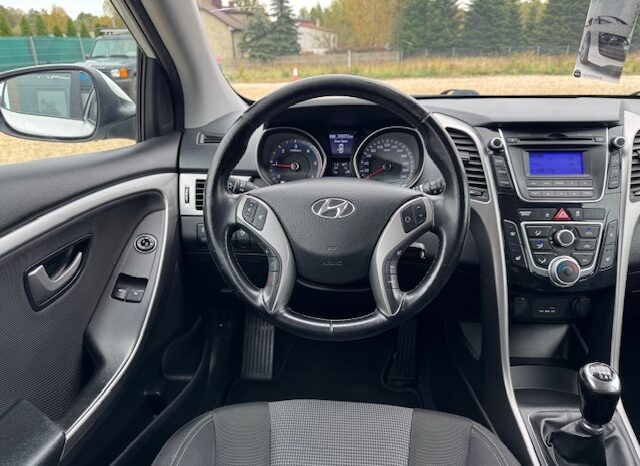 
								HYUNDAI i30 kombi 1,6 CRDI, 110 KM, 2014 rok full									