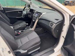 
										HYUNDAI i30 kombi 1,6 CRDI, 110 KM, 2014 rok full									