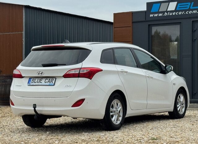 
								HYUNDAI i30 kombi 1,6 CRDI, 110 KM, 2014 rok full									